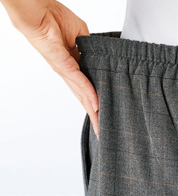 BELLUNA（ベルーナ）の「サマ見えウール調ボタン使いワイドパンツ（ワイドパンツ・ガウチョ）」｜詳細画像