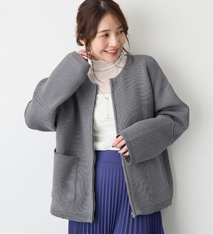 Viola e Viola（ヴィオラ エ ヴィオラ）の「ランタンスリーブジップニットコーディガン（ニットカーディガン）」｜チャコール