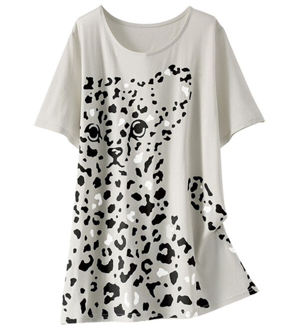 BELLUNA（ベルーナ）の「綿・テンセル（ＴＭ）繊維ロング丈プリントＴシャツ（Tシャツ）」｜アニマル柄