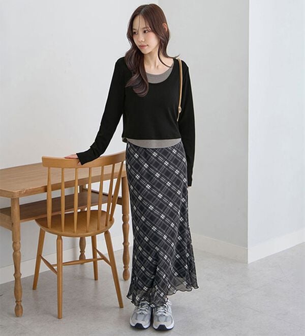 CHAN ME（チャンミ）の「レイヤード風ラウンドネック長袖トップス（カットソー）」｜詳細画像