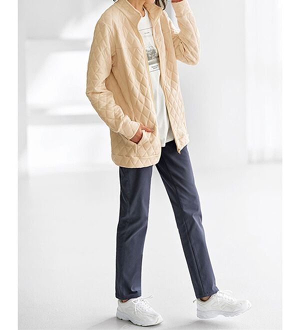 BELLUNA（ベルーナ）の「＜ＥＬＬＥ　Ａｃｔｉｖｅ＞ダイヤ柄ジャカードキルトブルゾン（ブルゾン）」｜詳細画像