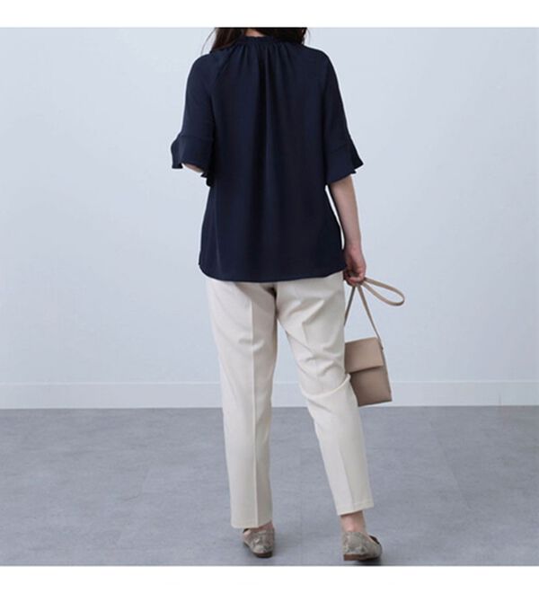 BELLUNA（ベルーナ）の「衿フリル華やかデザインブラウス（ブラウス）」｜詳細画像