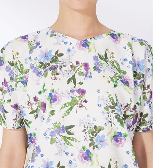 BELLUNA（ベルーナ）の「〈日比谷花壇〉袖フリルデザインブラウス（ブラウス）」｜詳細画像