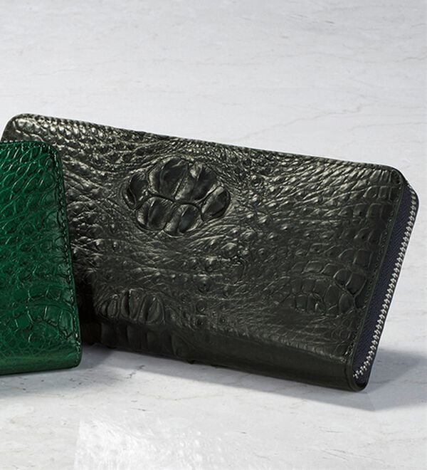 「希少なクラウン付きクロコラウンド長財布（メンズ財布・パスケース）」｜ブラック