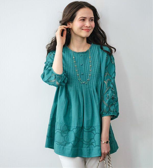 BELLUNA（ベルーナ）の「レース切替ピンタック使いチュニック（チュニック）」｜詳細画像