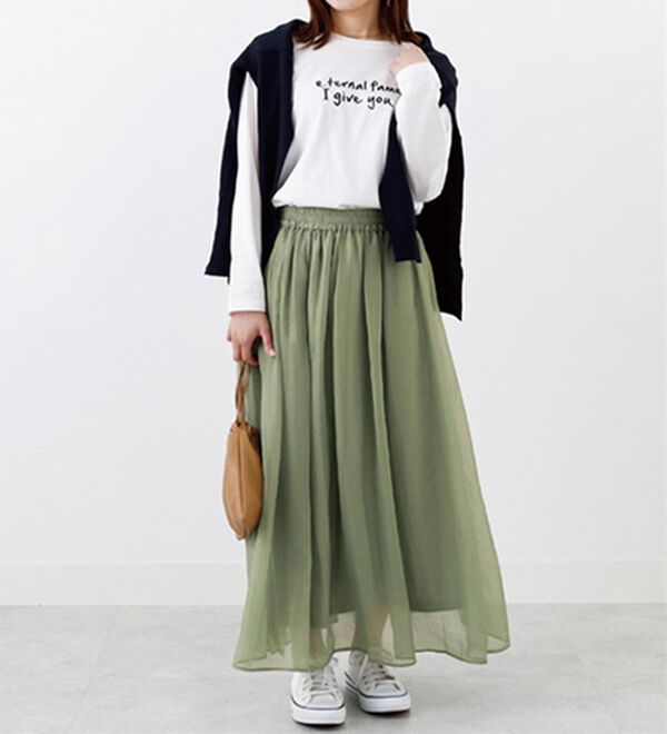 BELLUNA（ベルーナ）の「箔プリント使い華やぎフレアースカート（ロングスカート）」｜詳細画像