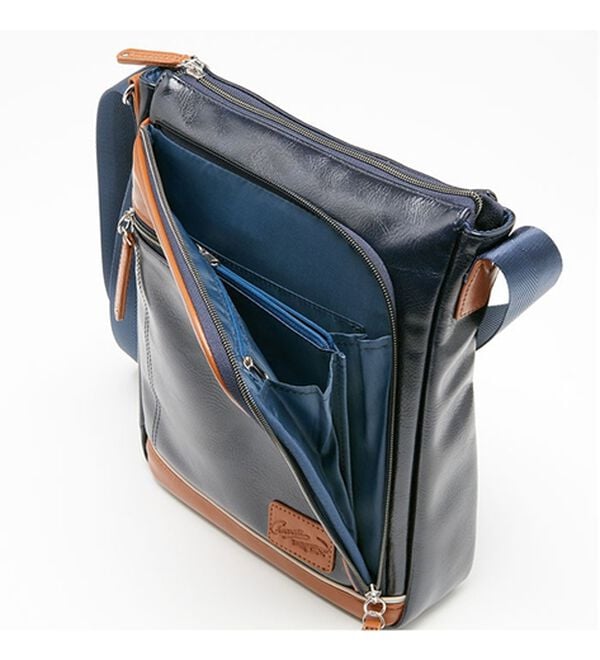 「＜クロコダイル＞トリプルファスナーショルダー（メンズショルダーバッグ）」｜詳細画像