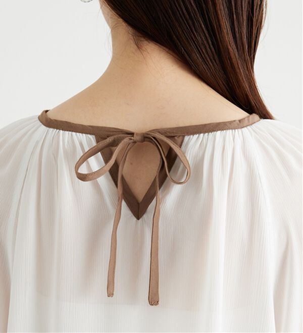 BELLUNA（ベルーナ）の「シフォン素材刺しゅうデザインブラウス（ブラウス）」｜詳細画像