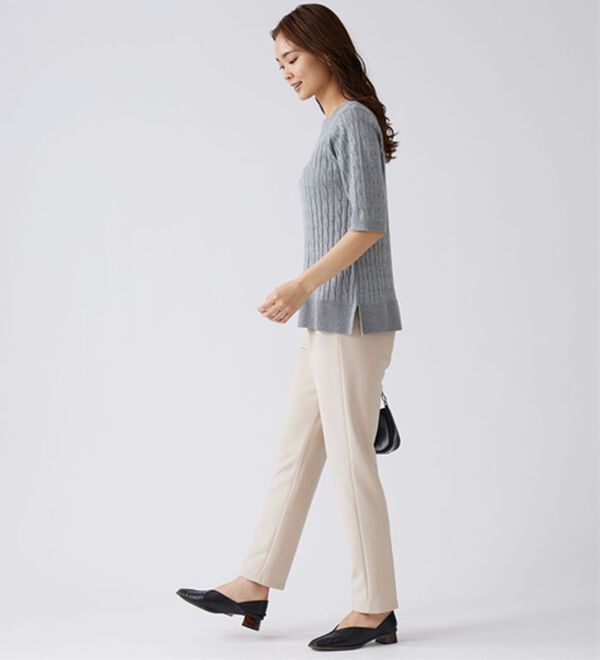 BELLUNA（ベルーナ）の「軽やか綿混！ケーブルニットプルオーバー（ニット・セーター）」｜詳細画像