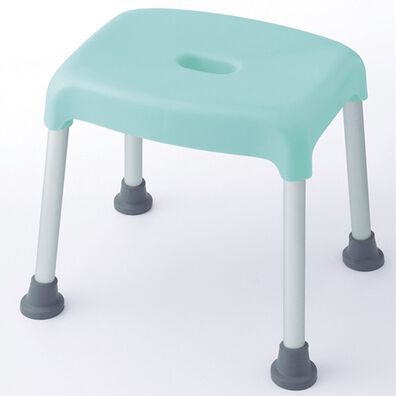 「たち座りラクな風呂いす（バス用品）」