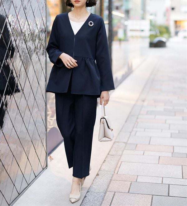 SunaUnaのペプラムジャケット（2着セット） SunaUnaのペプラムジャケット（2着セット）