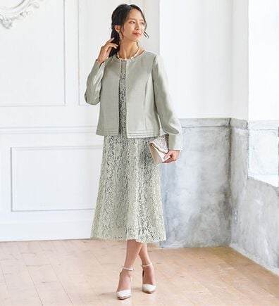 BELLUNA（ベルーナ）の「シャンタン素材ノーカラージャケットレースワンピースアンサンブル（ワンピースセットスーツ）」