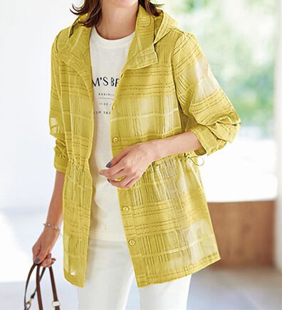 BELLUNA（ベルーナ）の「メッシュチェック素材デザインパーカー（ブルゾン）」