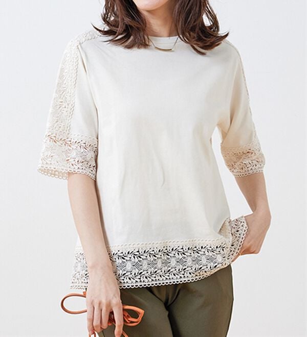 BELLUNA（ベルーナ）の「リーフ柄レース使いプルオーバー（カットソー）」｜アイボリー