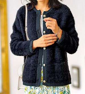 BELLUNA（ベルーナ）の「シャギーニット素材編地使いカーディガン（ニットカーディガン）」｜グレイッシュネイビー