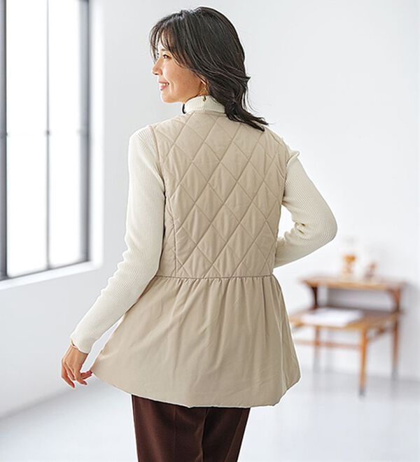 BELLUNA（ベルーナ）の「キルト切替ペプラムベスト（ベスト）」｜詳細画像