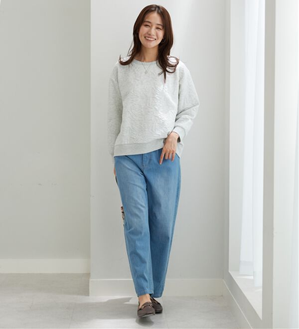 BELLUNA（ベルーナ）の「花柄ふくれジャカード素材プルオーバー（カットソー）」｜詳細画像