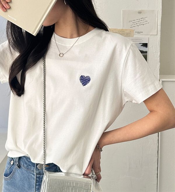 GeeRA（ジーラ）の「綿１００％アソート１ポイント刺しゅうＴシャツ（カットソー）」｜詳細画像