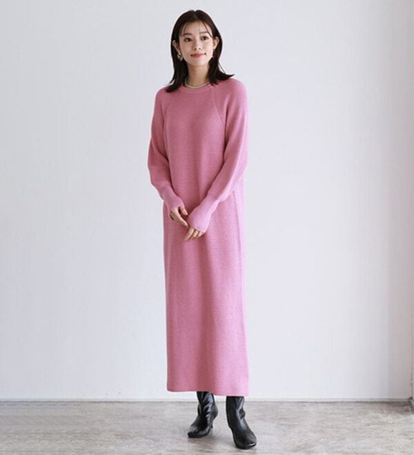 Pierrot（ピエロ）の「【Pierrot限定サイズ】パフスリーブロングニットワンピース（ニットワンピース）」｜ピンク