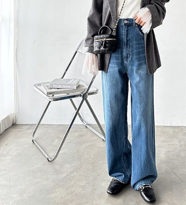 GeeRA（ジーラ）の「ハイウエストストレートデニム（ワイドパンツ・ガウチョ）」｜詳細画像