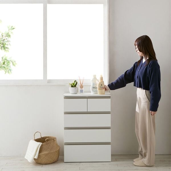 iellio（イエリオ）の「薄型ランドリーチェスト（ランドリーラック・収納）」｜詳細画像