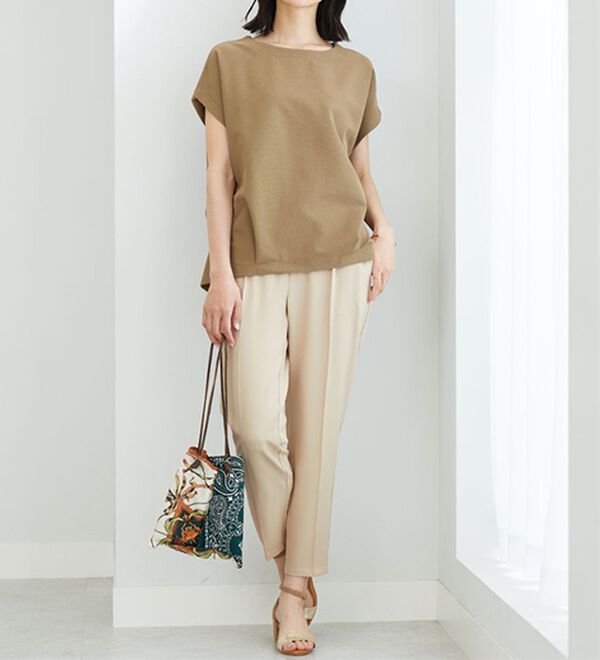 BELLUNA（ベルーナ）の「サラサラ美脚テーパードパンツ（テーパードパンツ）」｜詳細画像