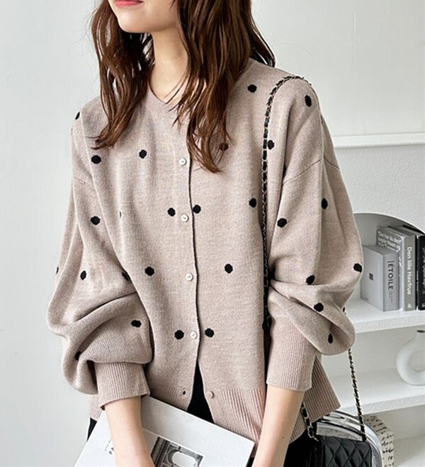 GeeRA（ジーラ）の「ドット柄カーディガン（ニットカーディガン）」｜詳細画像