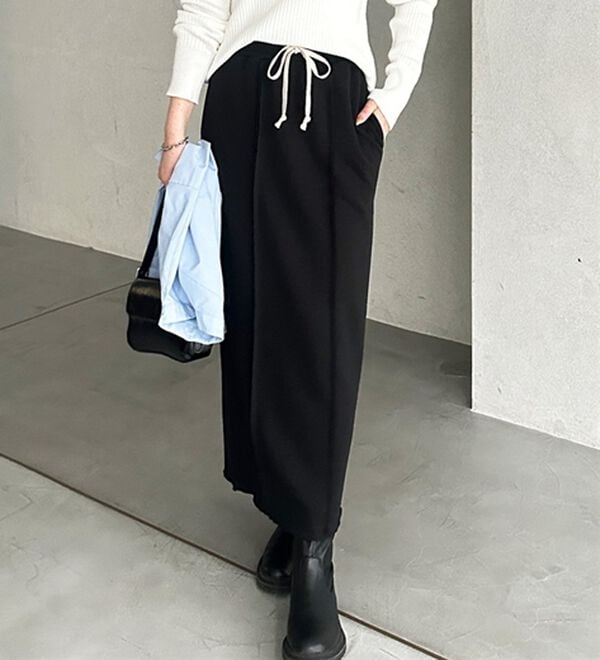 GeeRA（ジーラ）の「すっきり見え！フロントラインスウェットナロースカート（ロングスカート）」｜詳細画像