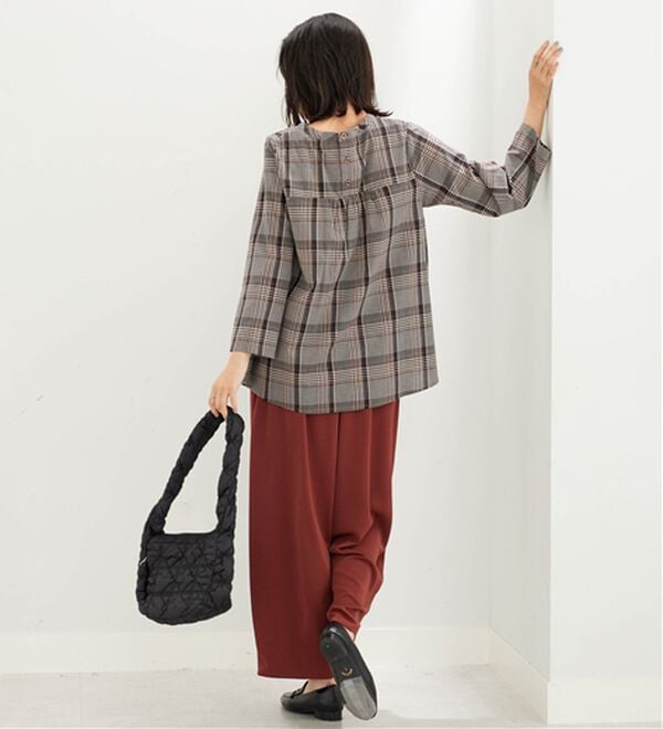 BELLUNA（ベルーナ）の「チェック柄フレアーシルエットブラウス（ブラウス）」｜詳細画像