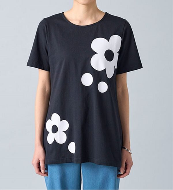 BELLUNA（ベルーナ）の「ひんやリッチコットン大人のプリントロング丈Ｔシャツ（カットソー）」｜詳細画像