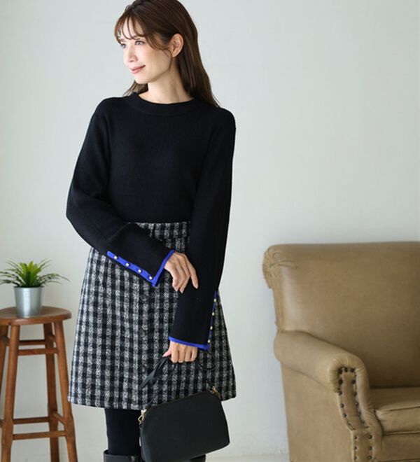 A HAPPY MARILYN（アハッピーマリリン）の「【Ｌ～８Ｌ】フィットしすぎない！もっちりリブ 配色美人着回し 袖ボタンニット（ニット・セーター）」｜詳細画像