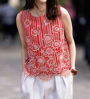 RANAN（ラナン）の「ひんやり！レース使いプルオーバー（ブラウス）」｜詳細画像