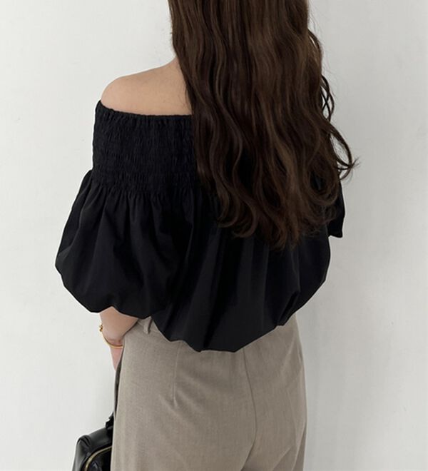 GeeRA（ジーラ）の「ドロストオフショルブラウス（ブラウス）」｜詳細画像