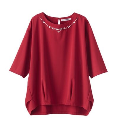 BELLUNA（ベルーナ）の「ビジュー使いドルマンプルオーバー（カットソー）」