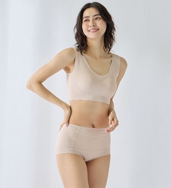 LAVIENNE（ラヴィエンヌ）の「【ノーブラ感覚】締め付けから解放する綿混のスーピタリラックスブラ・ショーツ（別売）（ブラジャー）」｜ベージュ