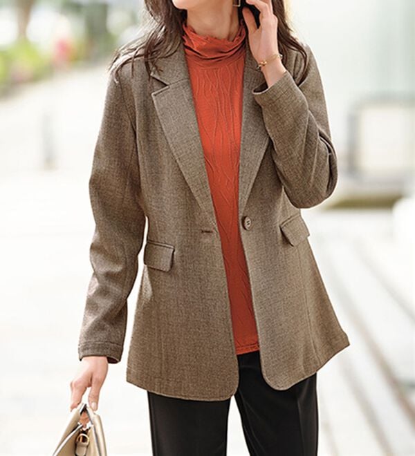 BELLUNA（ベルーナ）の「インナーで色差しジャカードプルオーバー（カットソー）」｜詳細画像