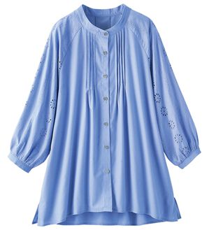 ルフラン（ルフラン）の「大人可愛い。刺しゅうレースブラウス（ブラウス）」｜サックス