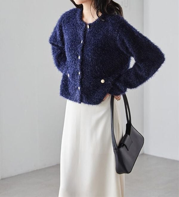 RANAN（ラナン）の「ゴールド調ボタンラメシャギーカーディガン（ニットカーディガン）」｜詳細画像