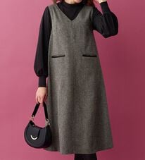 BELLUNA（ベルーナ）の「ツイード素材合皮使いジャンパードレス（ジャンパースカート）」