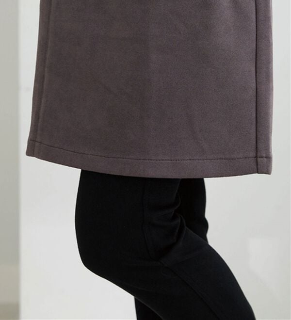 BELLUNA（ベルーナ）の「金ボタン使いスエード調ジャンパ―ドレス（ジャンパースカート）」｜詳細画像