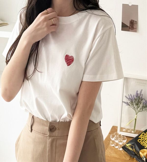 GeeRA（ジーラ）の「綿１００％アソート１ポイント刺しゅうＴシャツ（カットソー）」｜詳細画像