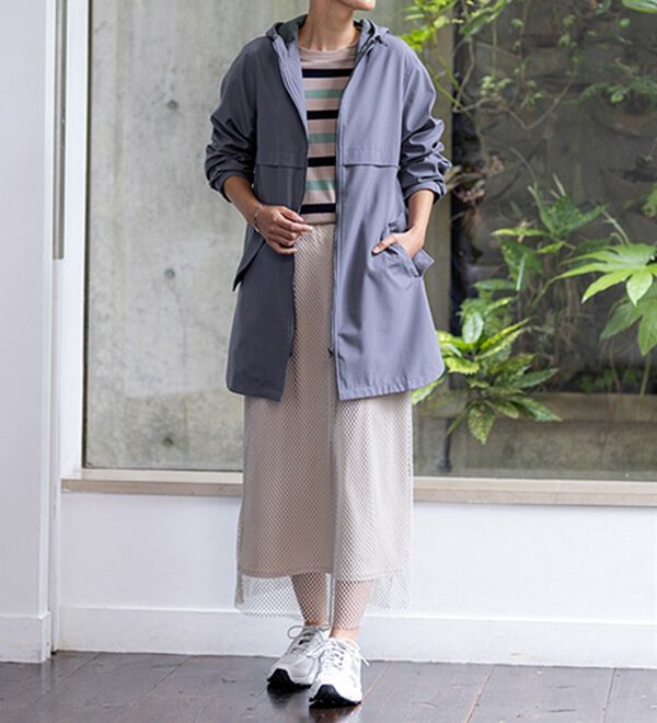 BELLUNA（ベルーナ）の「はっ水加工ボンディング素材ロング丈パーカー（ハーフコート）」｜詳細画像