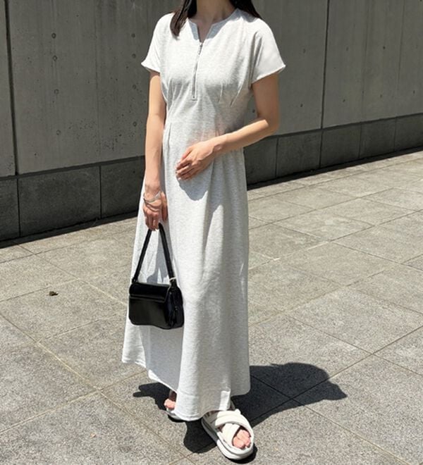 GeeRA（ジーラ）の「前後2WAYハーフジップフレンチ袖ワンピース（カットソーワンピース）」｜詳細画像