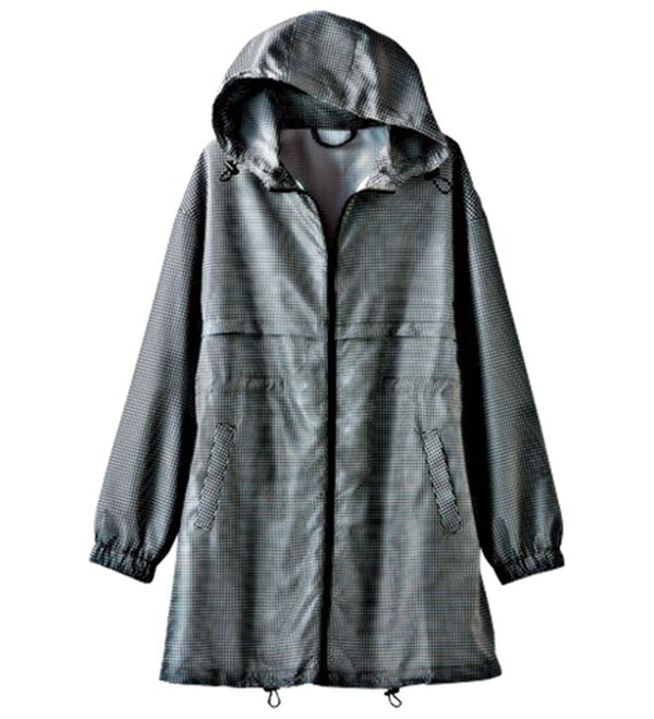 BELLUNA（ベルーナ）の「はっ水加工軽量パーカー（ポーチ付）（パーカー）」｜詳細画像