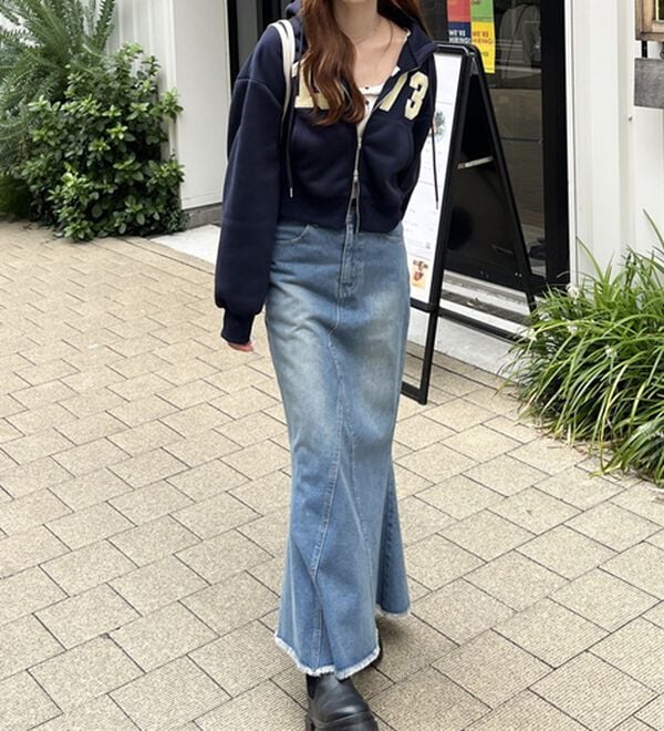 GeeRA（ジーラ）の「ロゴスウェットパーカー（パーカー）」｜詳細画像