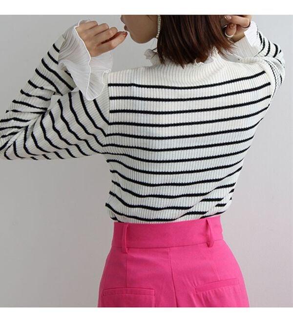 GeeRA（ジーラ）の「プリーツ付ハイネックリブニットトップス（ニット・セーター）」｜詳細画像