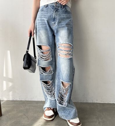 GeeRA（ジーラ）の「オリジナルパットダメージワイドデニム（ワイドパンツ・ガウチョ）」