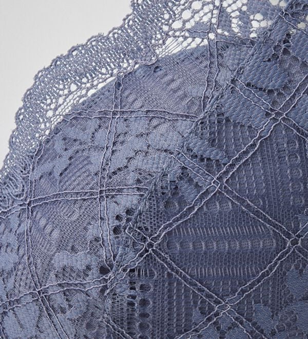 YU'NOW（ユナウ）の「ぷるるん谷間のノンワイヤーブラ＆ショーツ（ブラジャー＆ショーツセット）」｜詳細画像