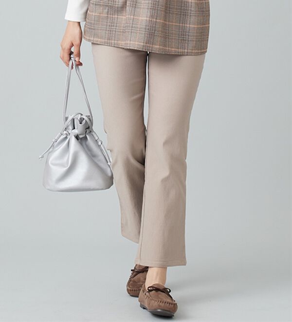 BELLUNA（ベルーナ）の「【選べる裏起毛】静電気防止！ブーツカットヘリンボーンパンツ（フルレングスパンツ）」｜詳細画像