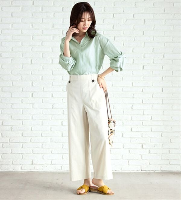 BELLUNA（ベルーナ）の「袖タックデザインスキッパーシャツ（シャツ）」｜詳細画像